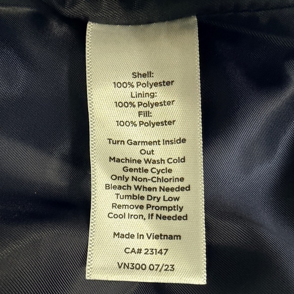 NWT Talbots Women's Navy and Ivory Quilted Jacket - Size Large - Picture 6 of 6